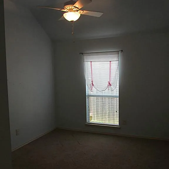 6031 Lynwood Banks Ln — Photo 16