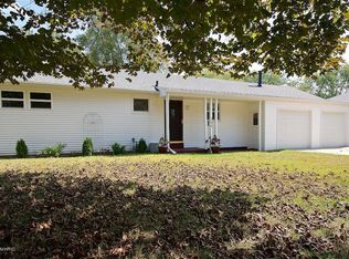 244 23rd St N, Springfield, MI 49037