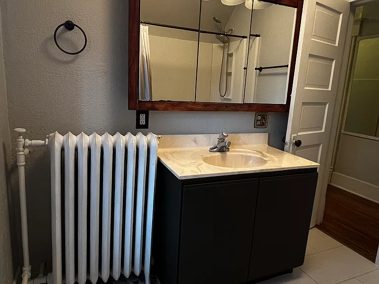 721 Clark Ave — Photo 25