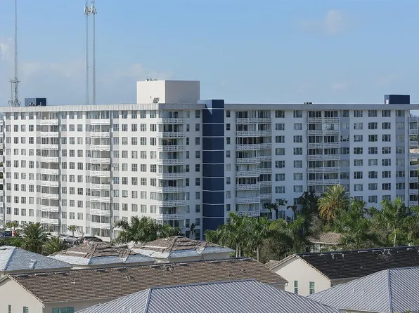 4350 Hillcrest Drive #818, Hollywood, FL 33021