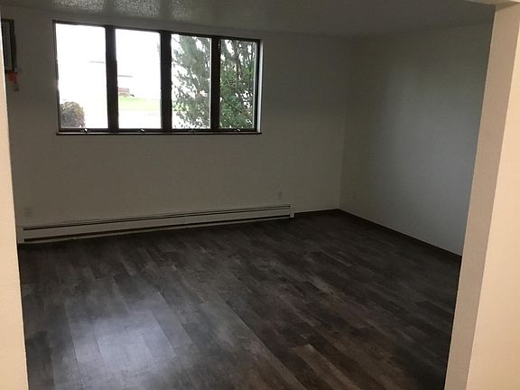 2nd image of 1105 E Bowen Ave APT C