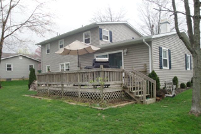 2nd image of 1907 Red Oak Dr