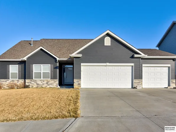 13005 S 53rd St, Papillion, NE 68133