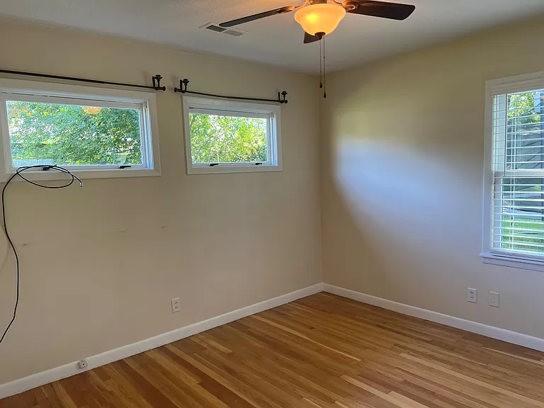1711 Pennylane SE — Photo 7