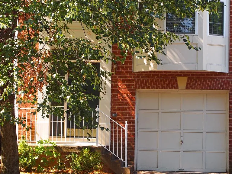 11483 Carriage Gate Ct — Photo 24