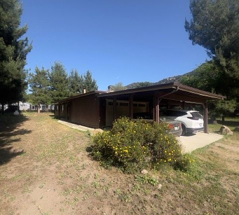 3rd image of 15510 Woods Valley Rd