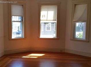 25 Hollis St #4, Cambridge, MA 02140
