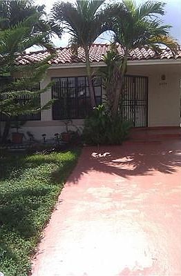 2nd image of 8774 NW 112th St