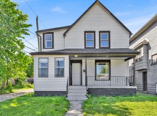1153 University Ave E, Windsor, ON N9A3A5