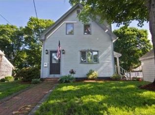 22 Hill St, Weymouth, MA 02189