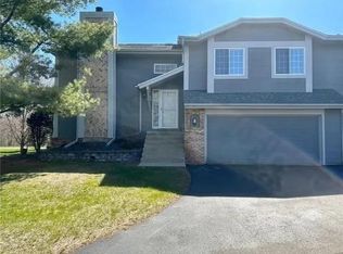 2825 Riverwood Ln NW, Rochester, MN 55901