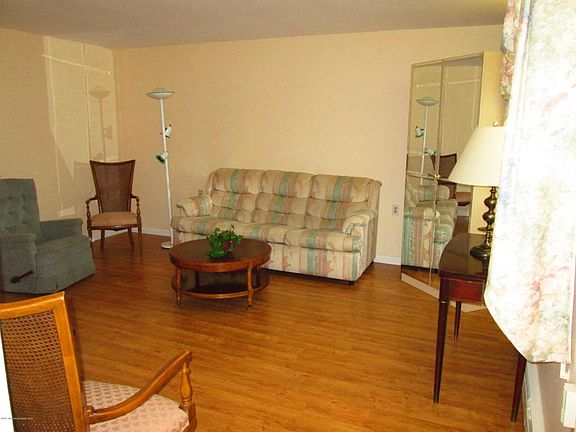 4th image of 77 Dorchester Dr #100C