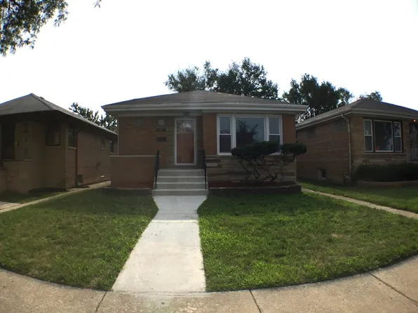 12813 S Bishop St, Calumet Park, IL 60827
