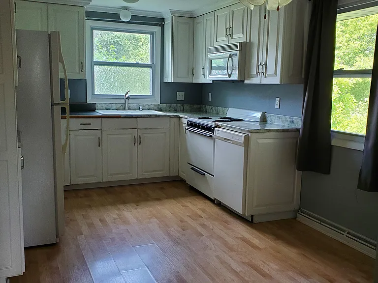 2467 Babcock Rd — Photo 6