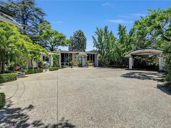 935 Hillcrest Pl, Pasadena, CA 91106