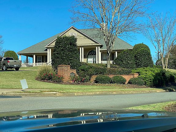 5th image of 236 Ashland Dr