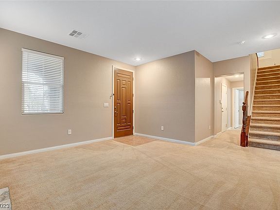 4th image of 620 Apricot Rose Pl