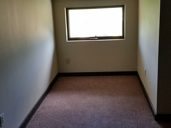 2nd image of 6235 Gladys St