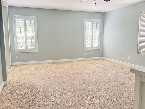 3rd image of 11094 Crystal Crest Ct