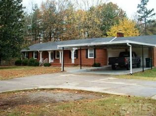 201 Westmeade Dr, Dickson, TN 37055