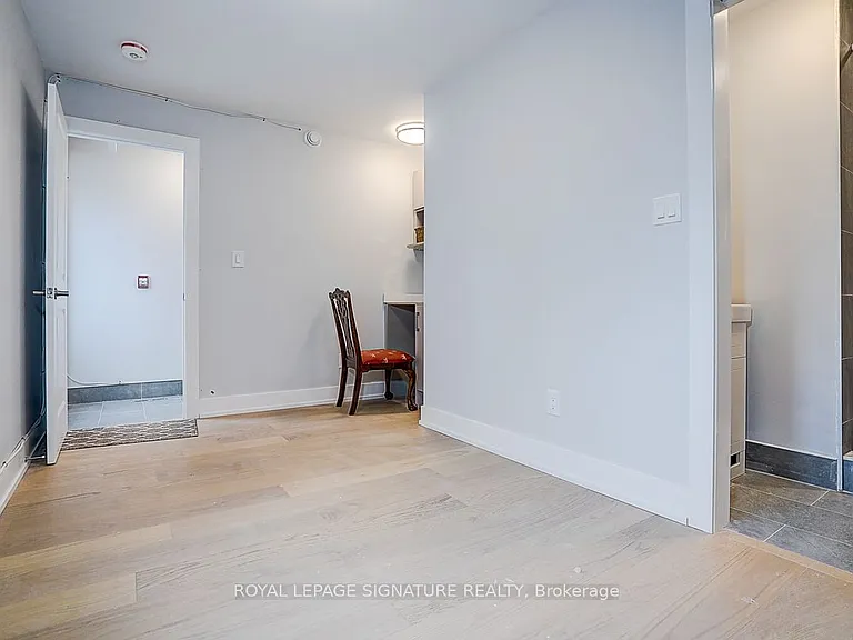 252 Annette St #6 — Photo 7