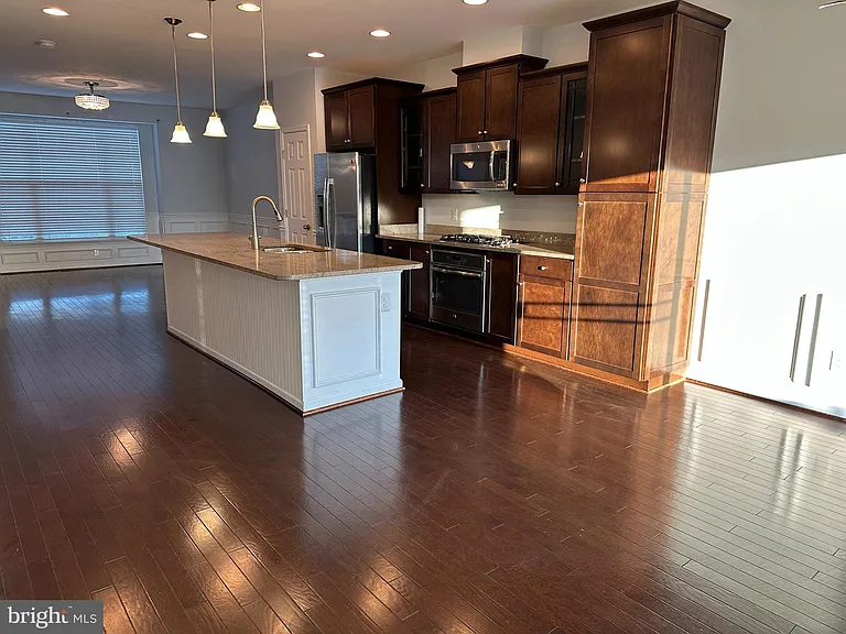 9075 Alexander Way — Photo 15