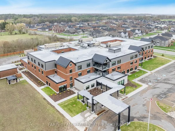 301 Junction Rd, Clearview, ON