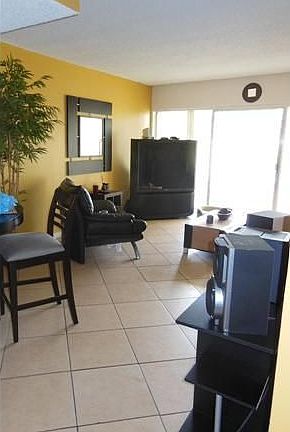 4th image of 9351 Fontainebleau Blvd APT B223