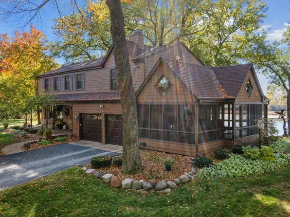 6 Bald Eagle Point, White Bear Township, MN 55110