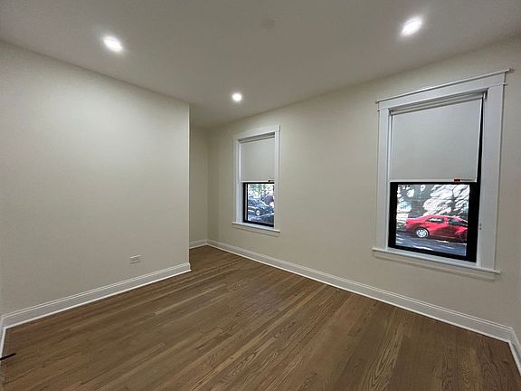 2nd image of 4636 N Hamilton Ave #36-1
