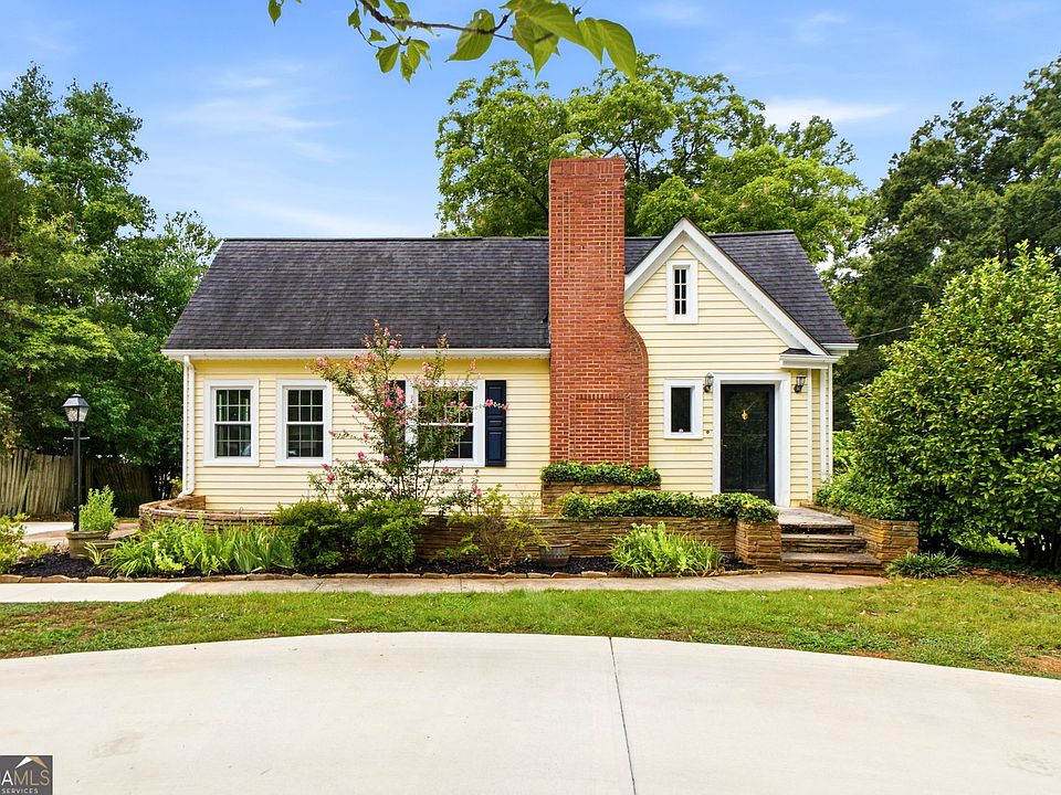 1st image of 664 Bieze St