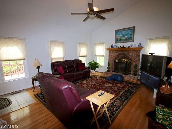 3rd image of 4701 Leighfield Valley Dr