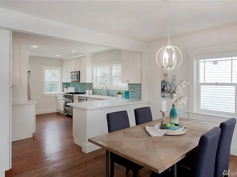 3115 E Yesler Way — Photo 5