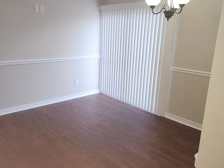 1025 Oaklyn Ct #1025 — Photo 7