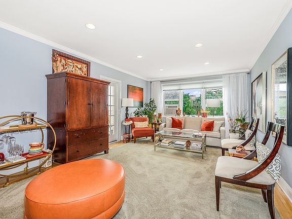 2nd image of 3701 Henry Hudson Pkwy W #5B