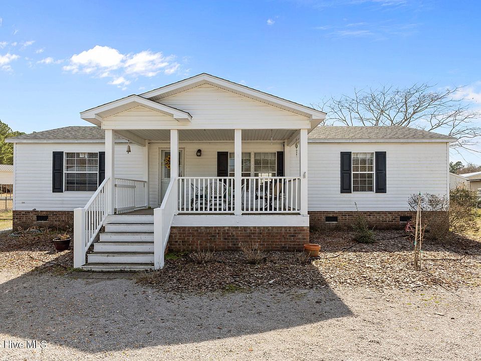 1st image of 106 Bay Harbor Court