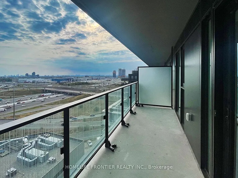 8 Tippett Rd #1406 — Photo 32