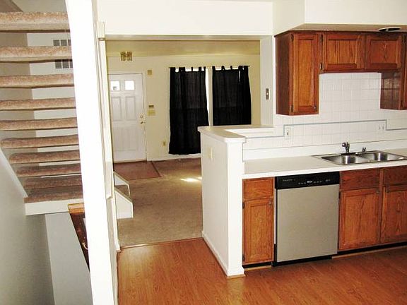 kitchen/living