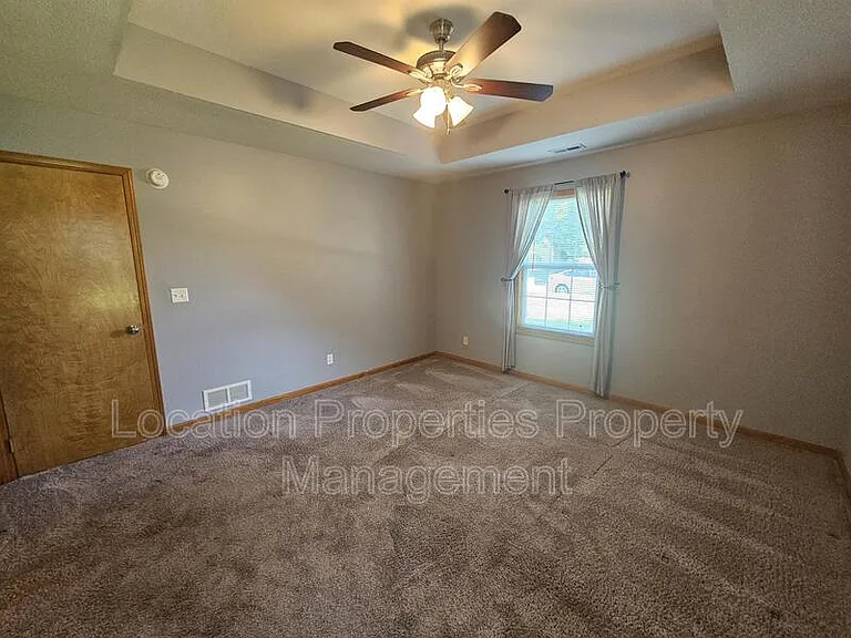 4104 Saddlehorn Dr — Photo 12