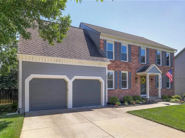 8313 W 144th Pl, Overland Park, KS 66223