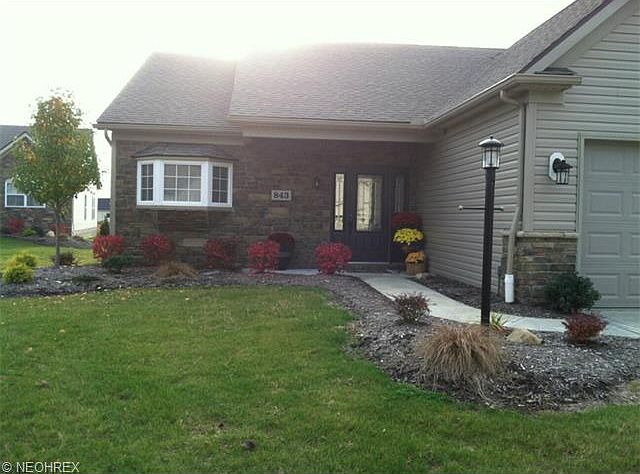 1st image of 843 Lakeview Ct