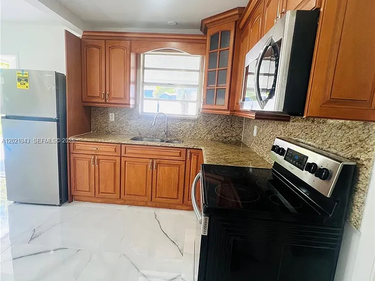 15530 SW 295th Ter #REAR — Photo 6