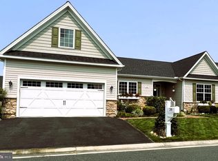 38 Ponds Edge Way, Dover, DE 19904