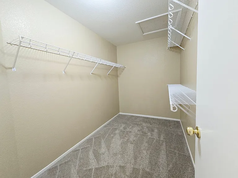 348 Bella Calabria Ave — Photo 16