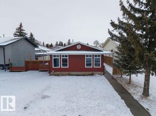 2340 138th Ave NW, Edmonton, AB T5Y 1C2