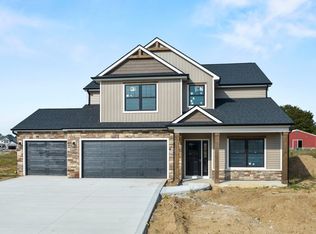 16965 Hillsong Ln, Huntertown, IN 46748