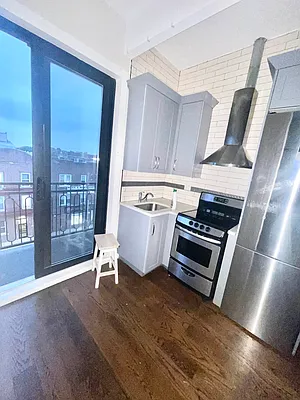 Rented by Lodger Corp | media 2