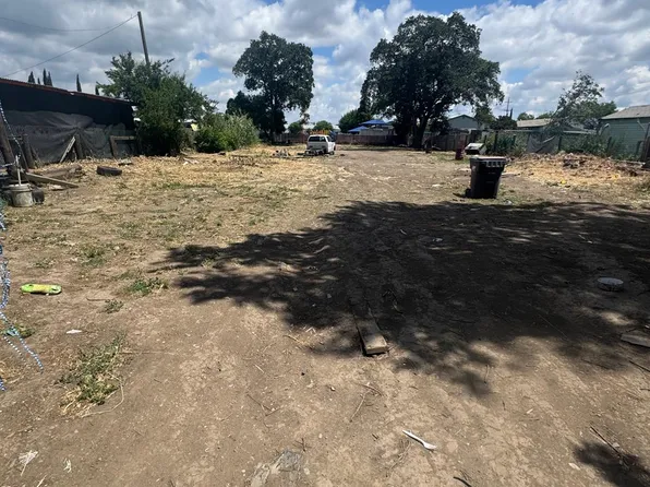 318 S Los Angeles Ave, Stockton, CA 95203