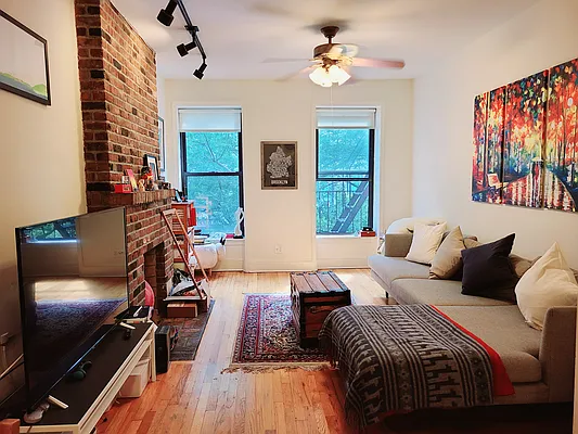 Rented by Ideal Properties Group | media 29