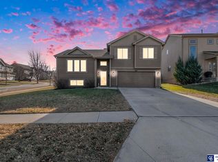 20803 Clark St, Elkhorn, NE 68022